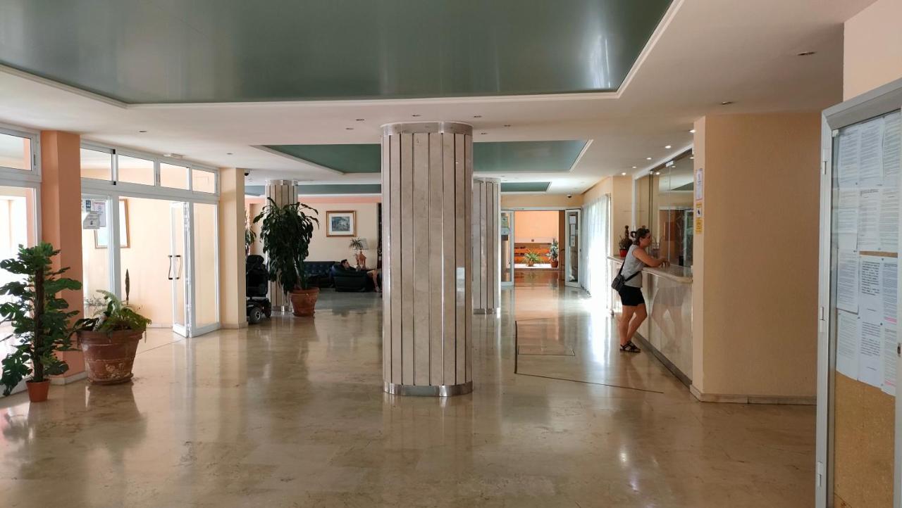 Agata Holiday Benalmadena Bagian luar foto