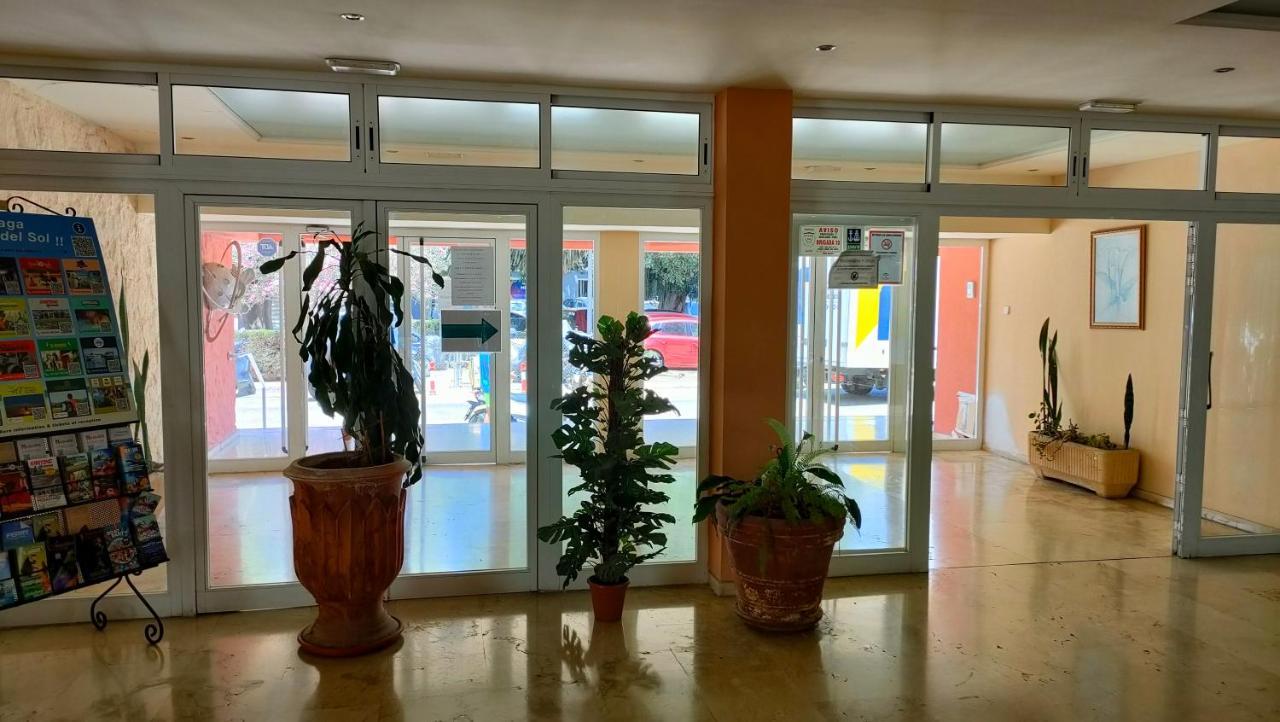 Agata Holiday Benalmadena Bagian luar foto